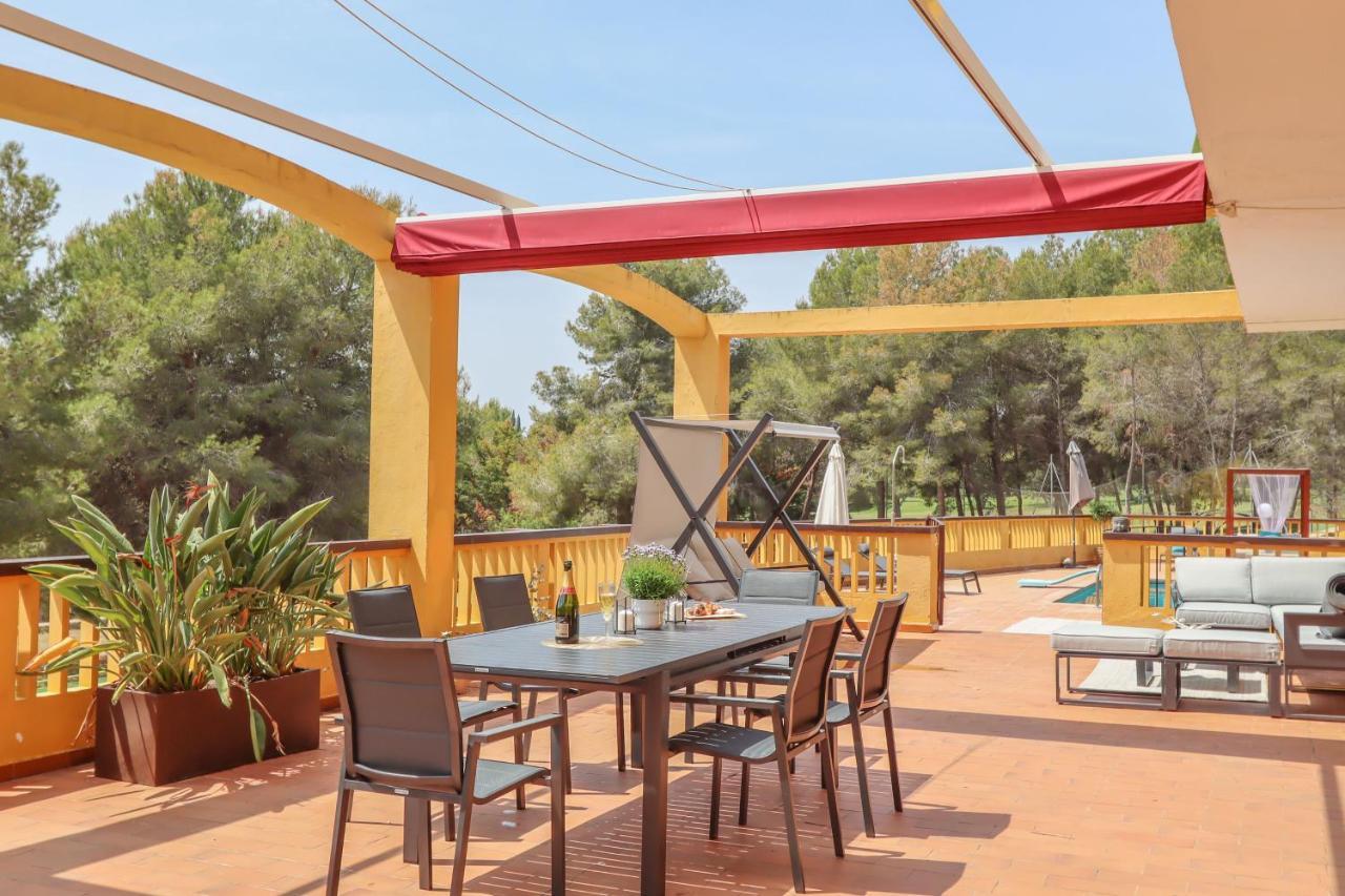 Villa Golf Sitges Vilanova i la Geltrú Exterior foto