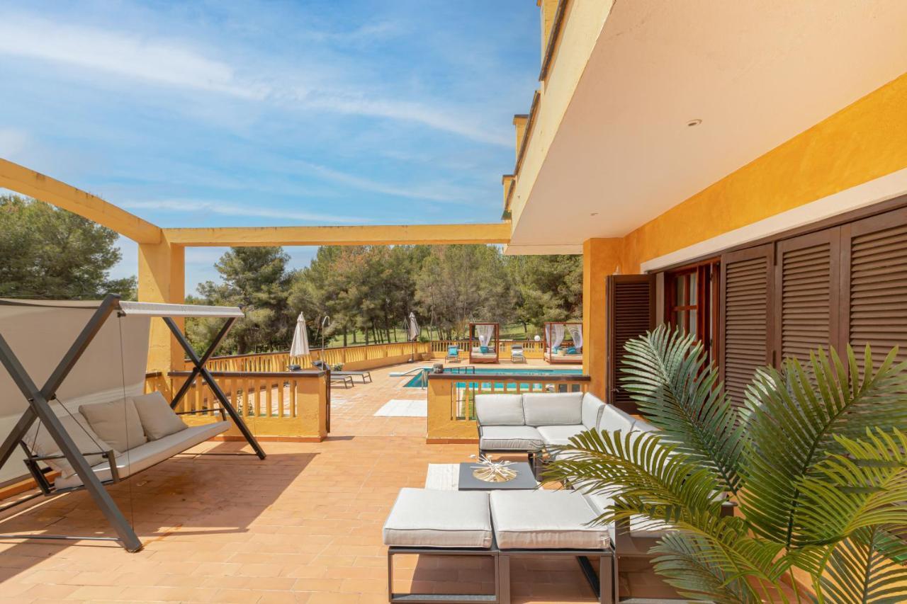 Villa Golf Sitges Vilanova i la Geltrú Exterior foto